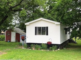 54 Hathaway St, Skowhegan, ME 04976