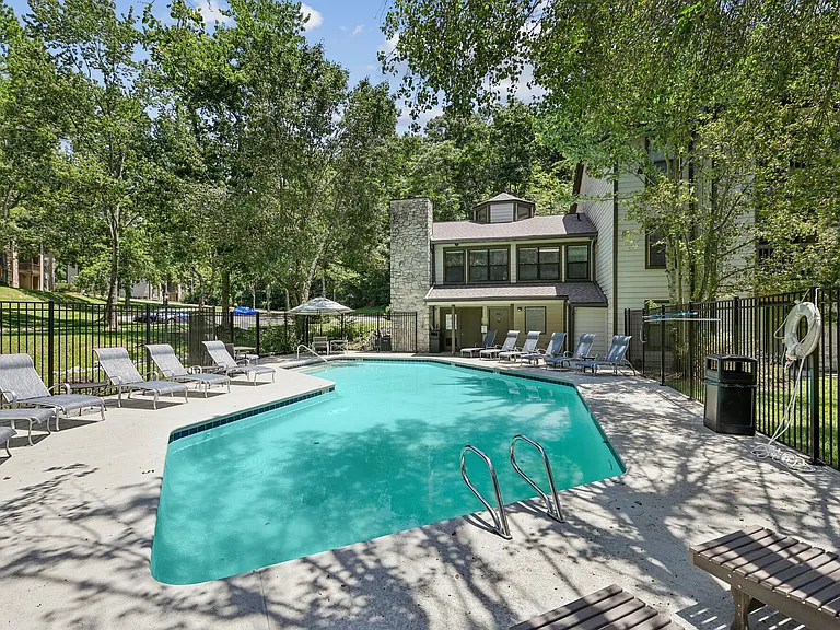 The Lakes Bellevue — Photo 18