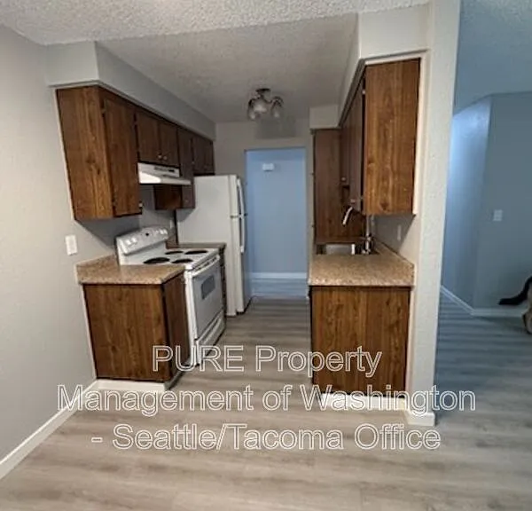 8626 26th Ave SW #A — Photo 3