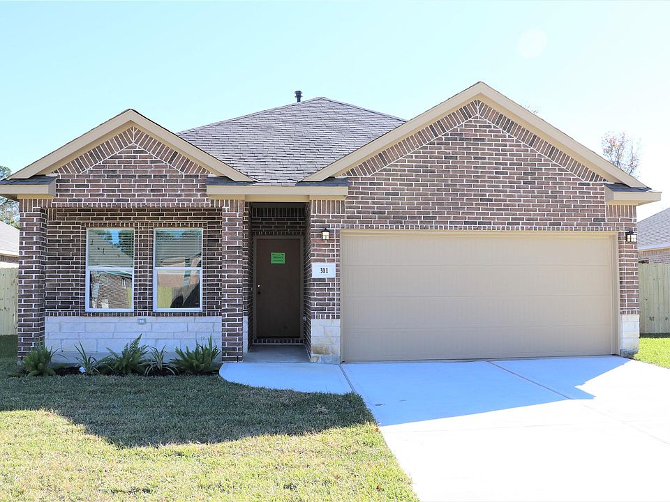 1st image of 311 Carlos Leal Dr