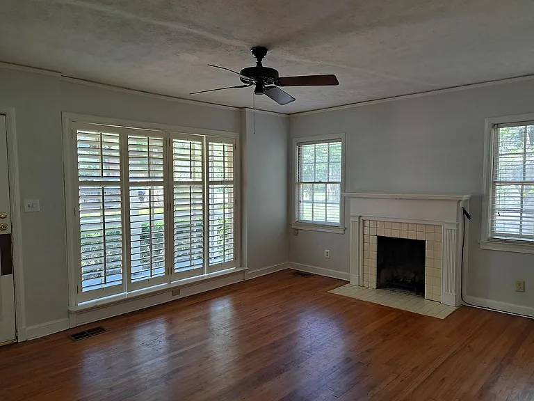 3243 Wellington Rd — Photo 5