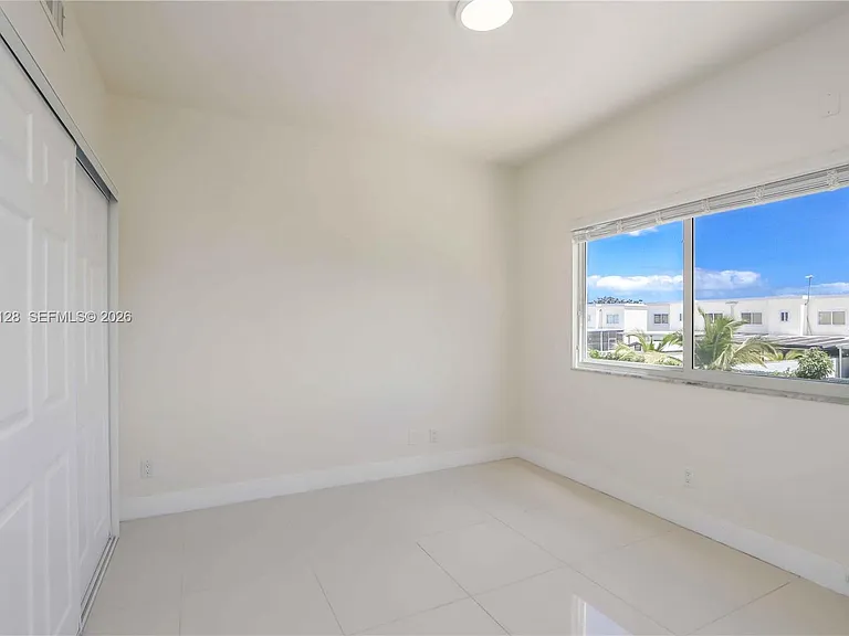 26181 SW 135th Ct — Photo 25