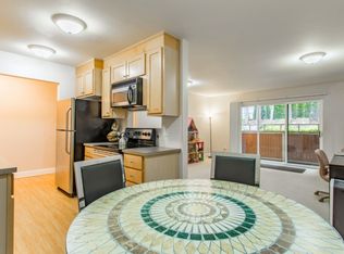 8025 234th St SW APT 110, Edmonds, WA 98026