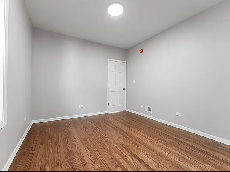 3617 Scoville Ave — Photo 5