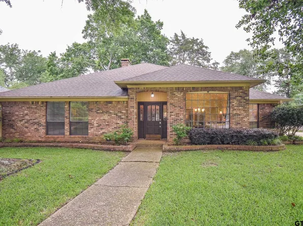 1201 Wimbledon Dr, Tyler, TX 75703