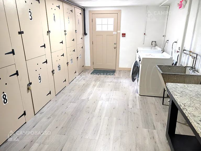 109 Oxford St #3 — Photo 6