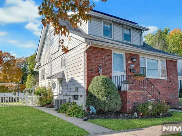 3-32 Grunauer Pl, Fair Lawn, NJ 07410