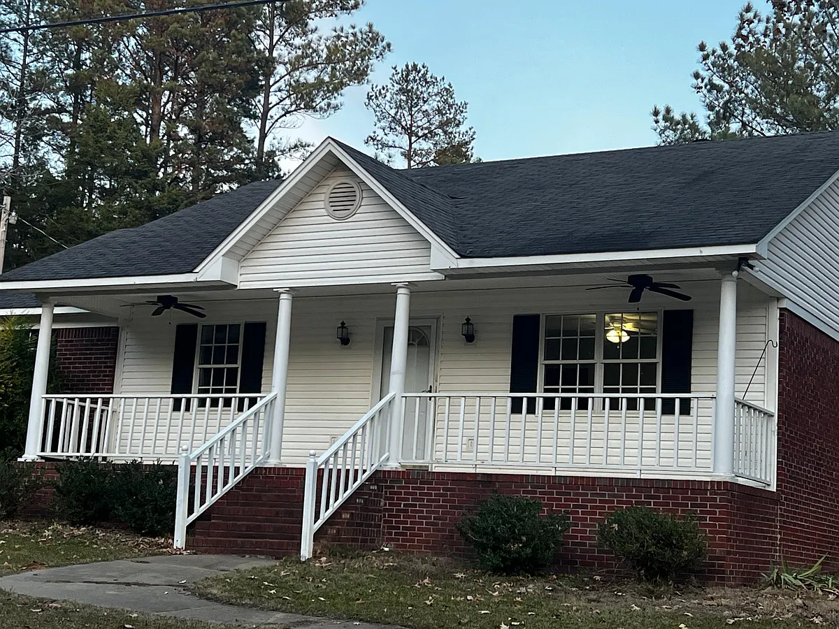 Building Photo - 151 County Road 431