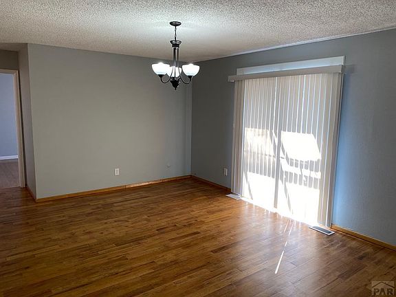 3rd image of 2335 Chantala Ave