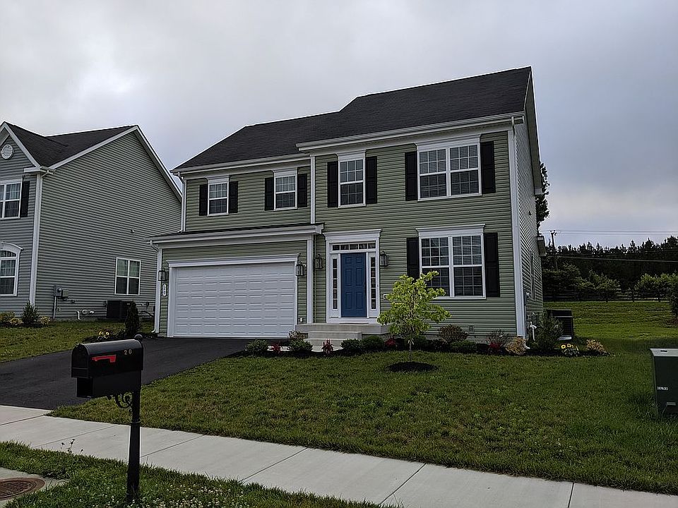 2nd image of 20 Orchid Ln