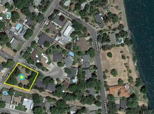 2985 Dove St, Redding, CA 96001