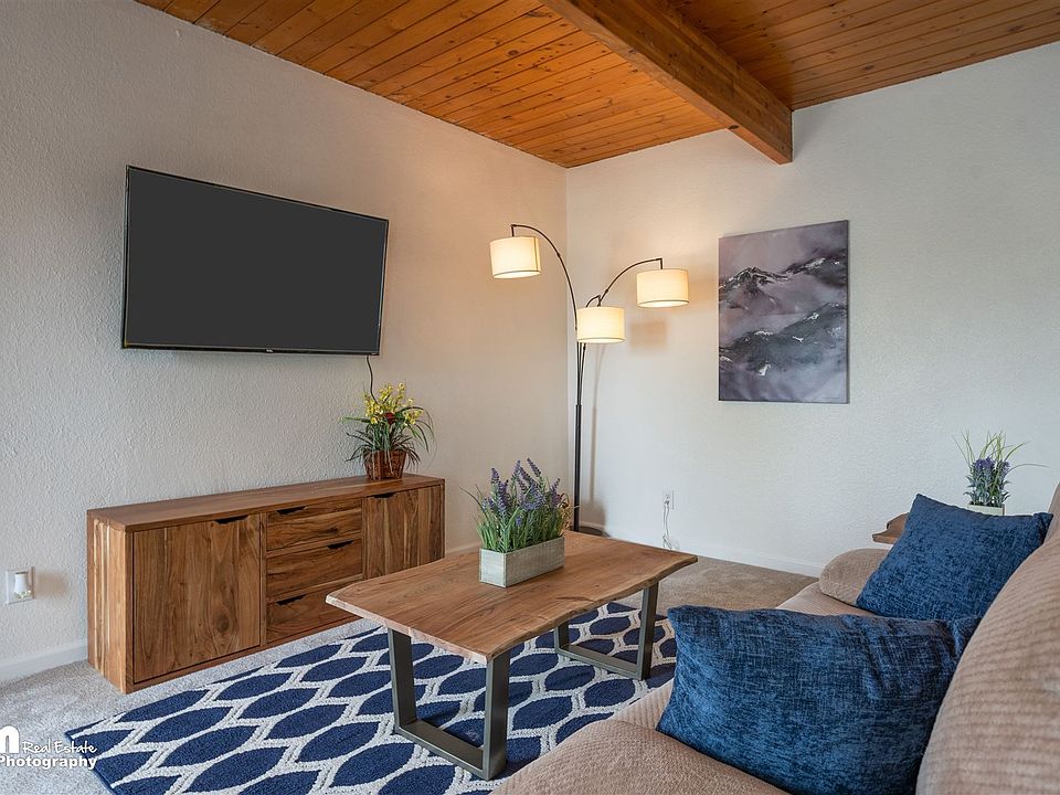 Living Room-ELK04233-FULL