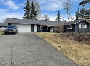 2331 Captain Cook Dr, Anchorage, AK 99517
