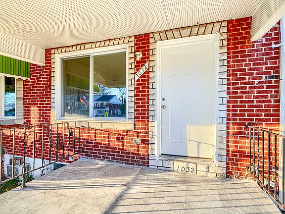 3rd image of 1032 N Marlyn Ave