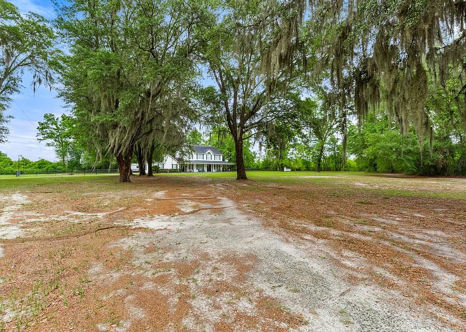 28317 Pike Rd, Hilliard, FL 32046 | Zillow