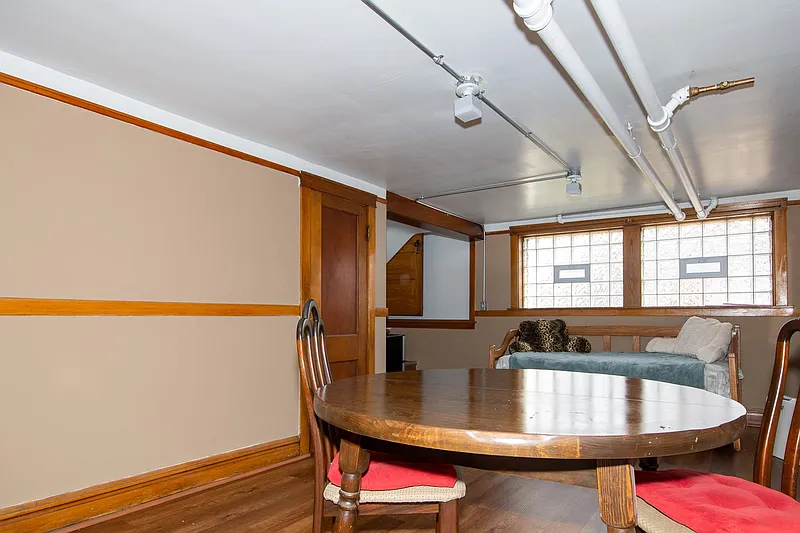 Thumbnail 16