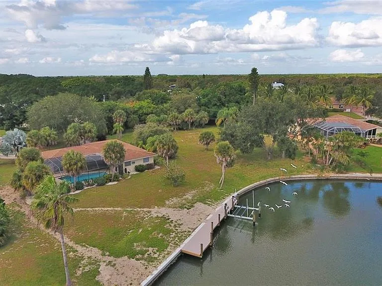 500 Green Dolphin Dr S — Photo 33