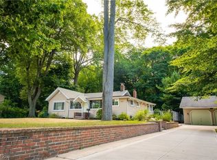 5615 Walnut St, Mentor On The Lake, OH