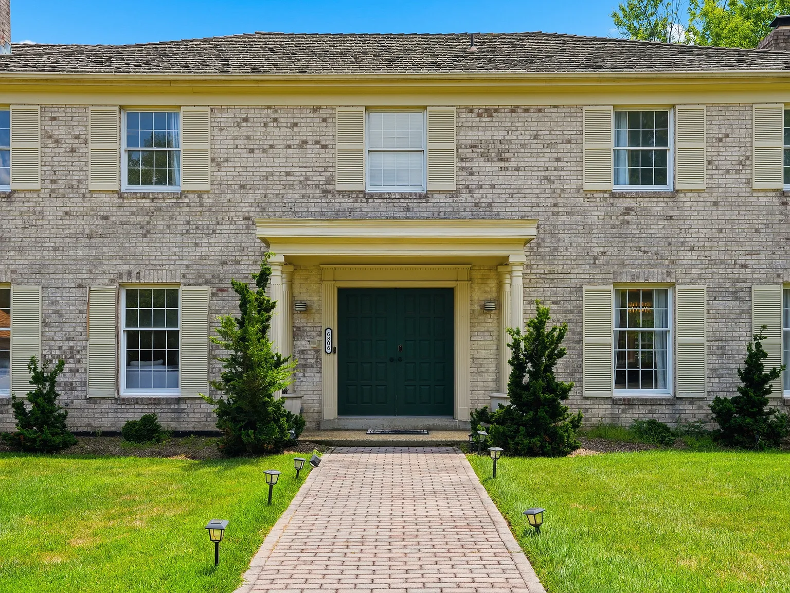 6306 Dunaway Ct — Photo 3