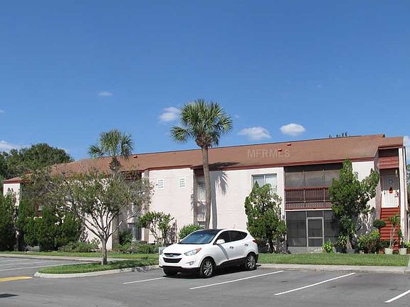 2nd image of 2495 Lakeway Branch Dr #2108