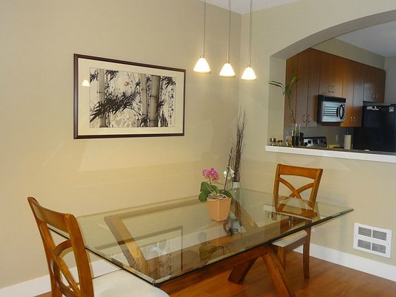 5th image of 22530 NE Alder Crest Ln
