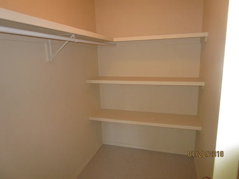 1020 Madeira Dr SE — Photo 8