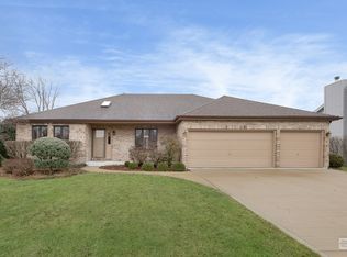 45 Robert Rd, Oswego, IL 60543