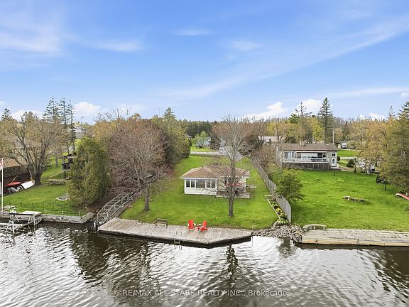 5th image of 42 Riverside Dr