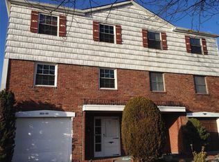22133 Horace Harding Expy, Flushing, NY 11364