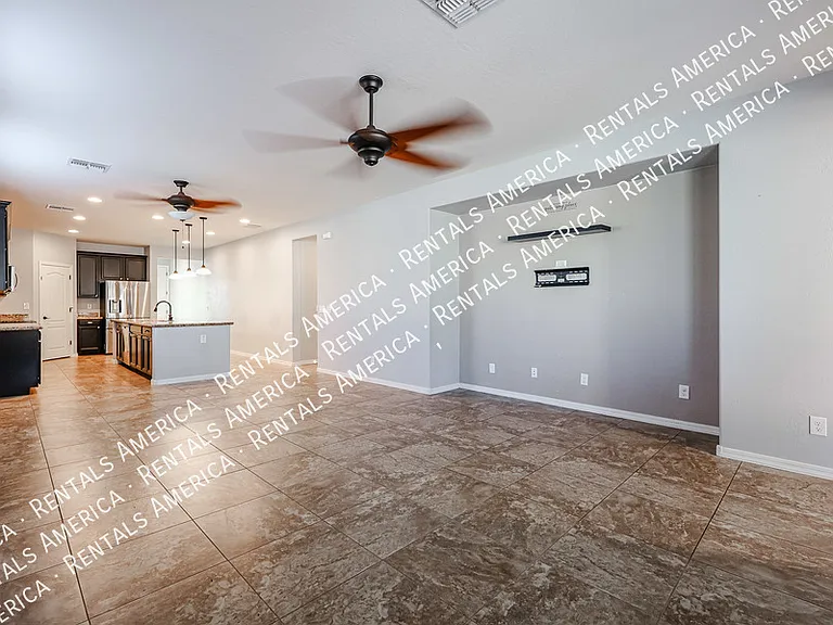 41192 W Rio Bravo Dr — Photo 12