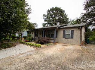 4174 Startown Rd, Newton, NC 28658
