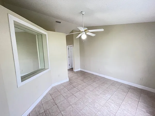 3843 Blackberry Cir — Photo 4