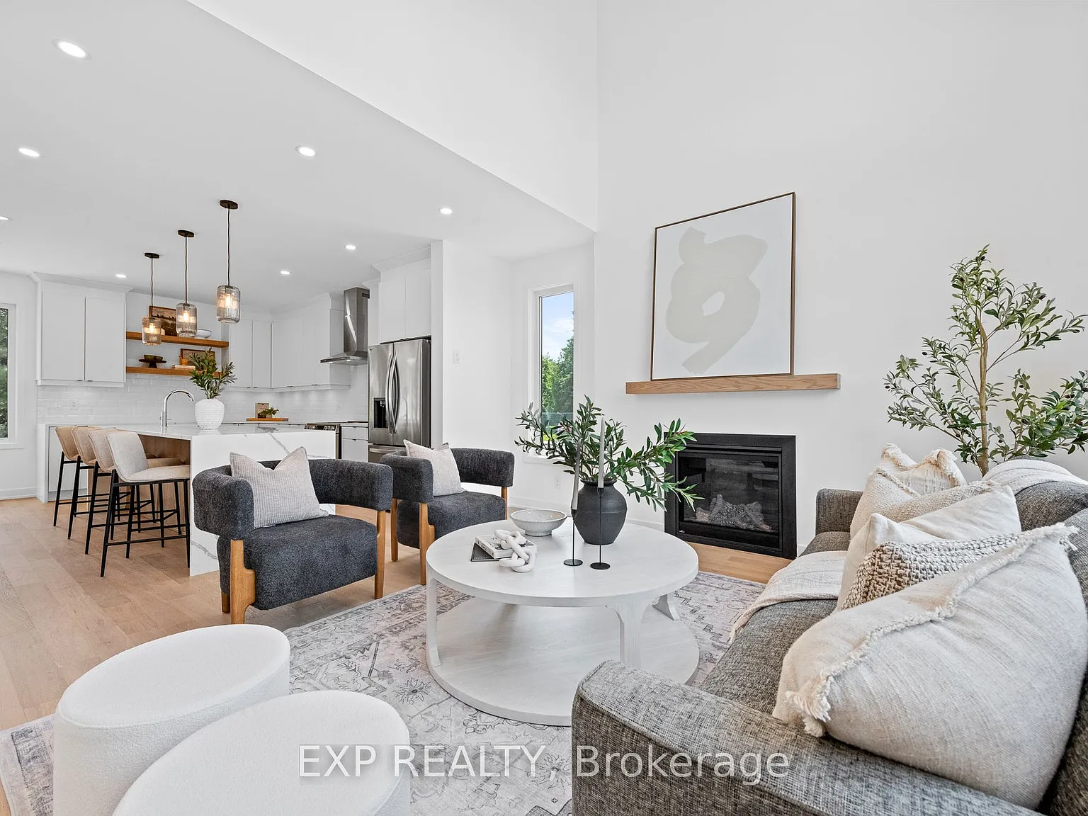 5 bed, $5,000 — Photo 3