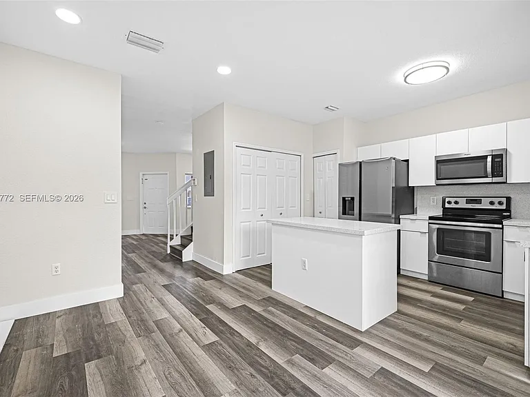 1681 SE 30th St #1681 — Photo 14