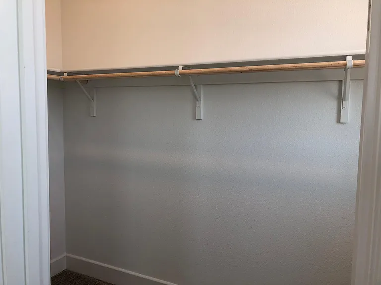 1386 S Wilshire Ave — Photo 11