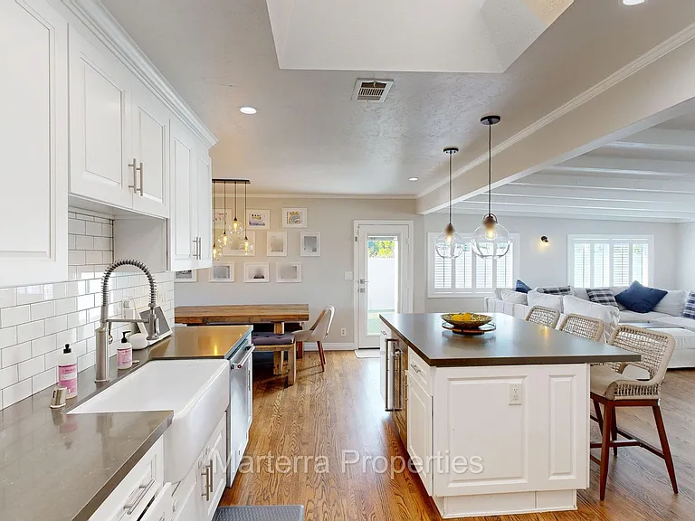 2342 Fordham Dr — Photo 18