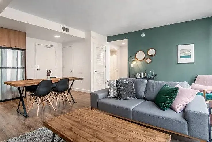 923 Folsom — Photo 31