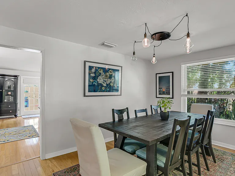 918 W Braddock St — Photo 11