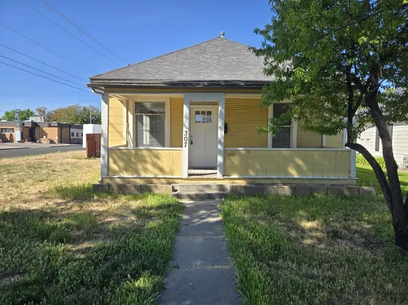 307 5th Ave N, Twin Falls, ID 83301