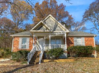 1412 Woodchimes Ct, Hermitage, TN 37076