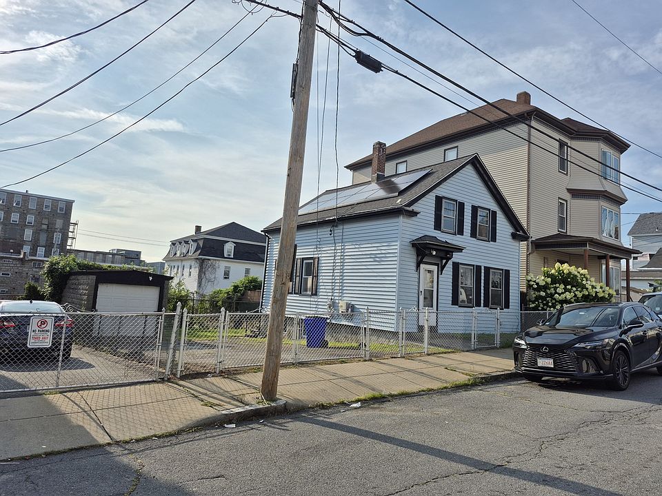 1st image of 90 Tremont St