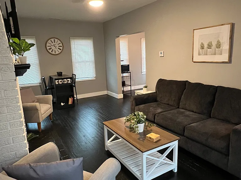 1213 Jordan Ave #1213 — Photo 7