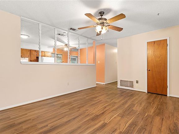 3rd image of 11297 Old Moffat Rd