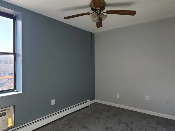 4905 Park Avenue image 8 of 12