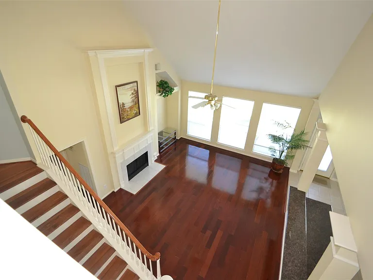 1711 Emma Cove Ct — Photo 12