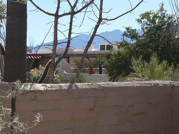 4th image of 831 W Calle Del Regalo