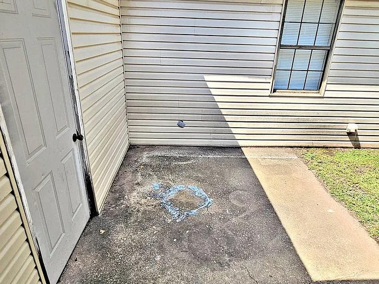 1214 North St SE — Photo 3