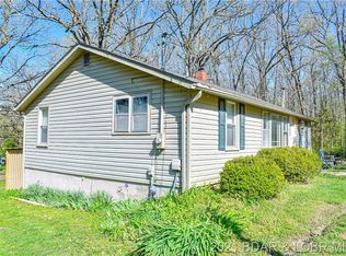 79 Oak Hill Rd, Eldon, MO 65026