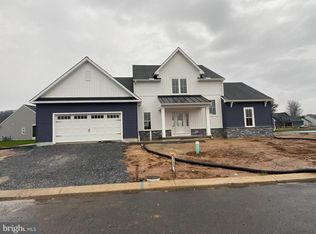 108 Lake View Rd #39, Ephrata, PA 17522