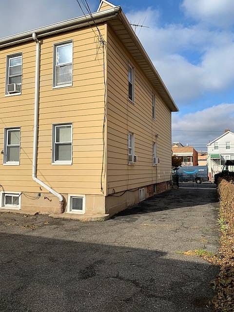 2nd image of 2238 Haviland Ave